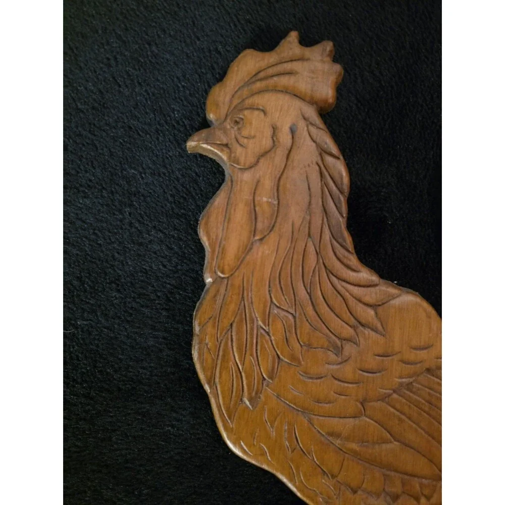 Vintage Wood  Hand Carved Rooster 8.5” Tall